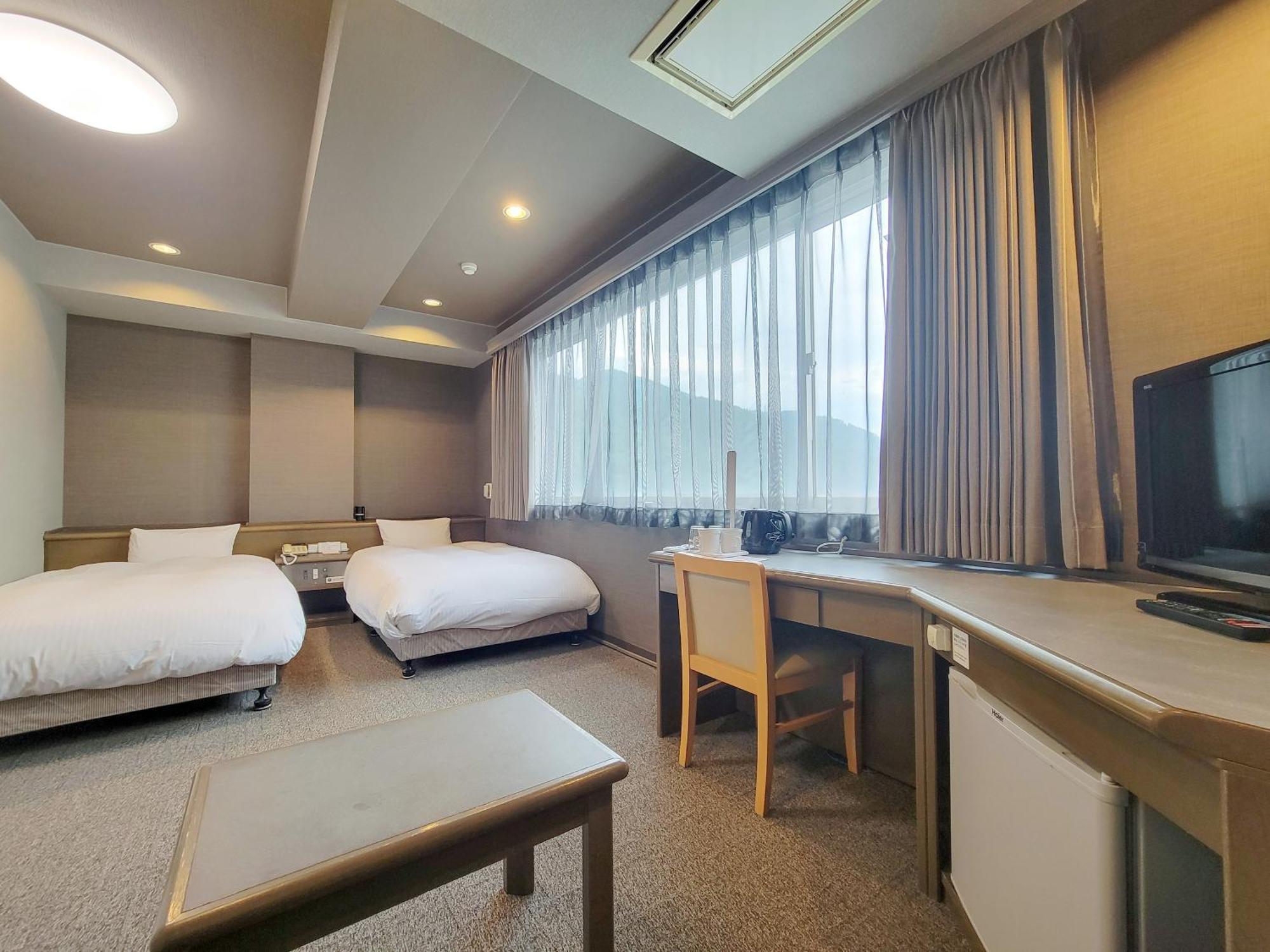 Hotel Route-Inn Court Chikuma-Koshoku Exterior photo